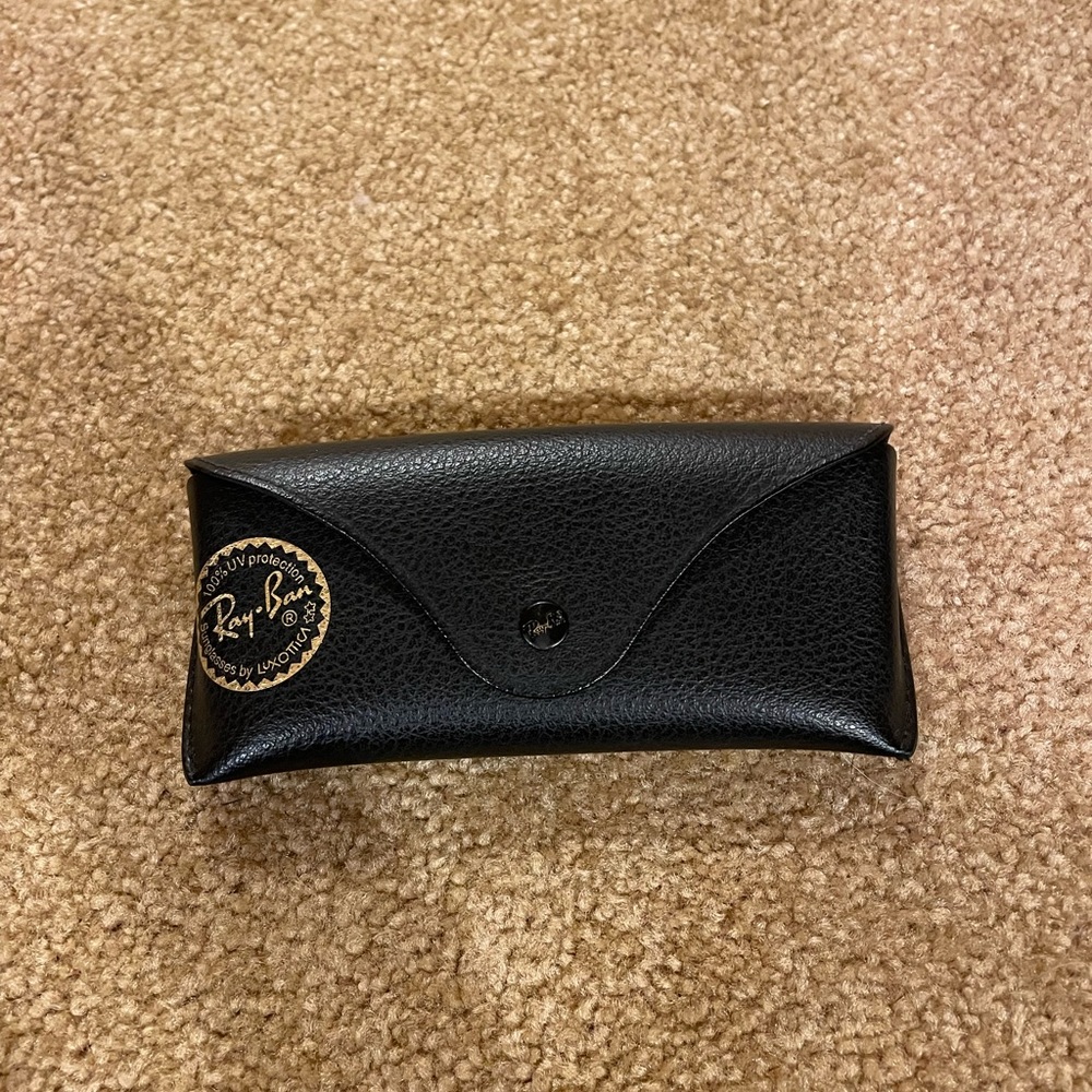 Ray-Ban Gold Aviator Sunglasses - Picture 13 of 16